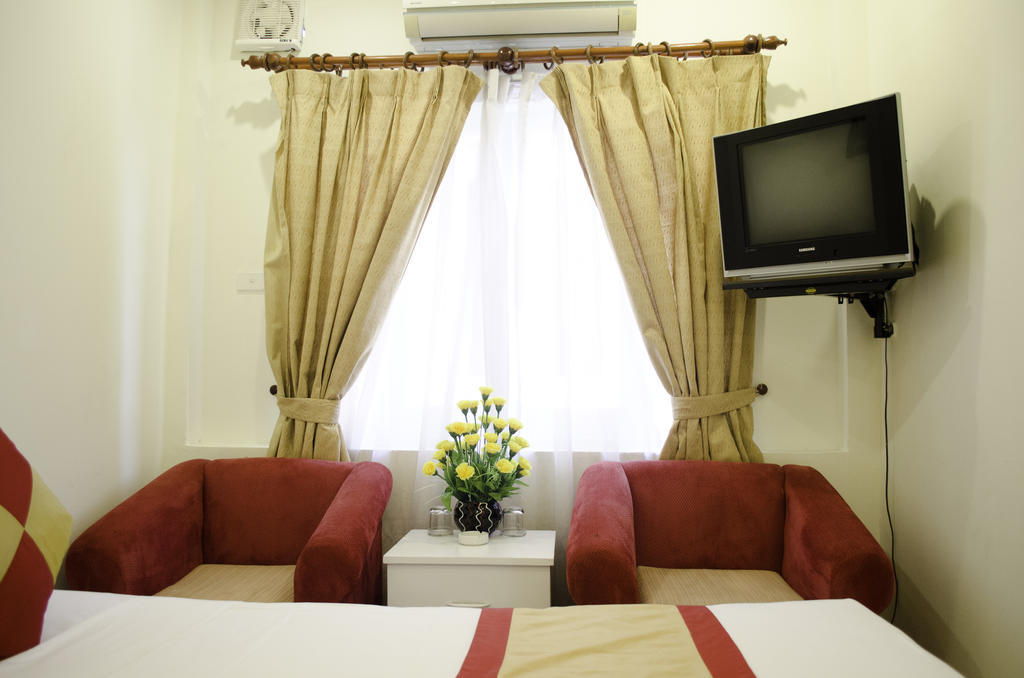 Hanoi Blue Moon Hotel Exteriör bild